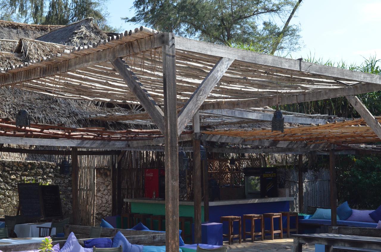 Matemwe Beach Village Lodge *